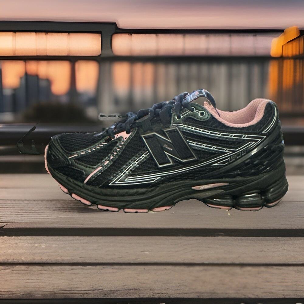 New Men's Size 10 New Balance 1906R Pink Taffy U1906RCU